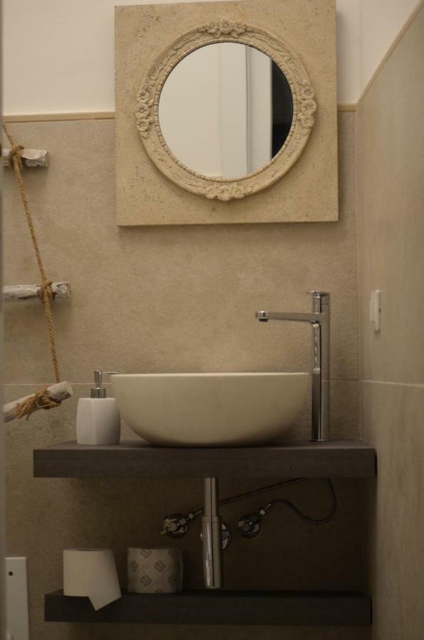 Le Caruse Hotel Lecce Bagian luar foto