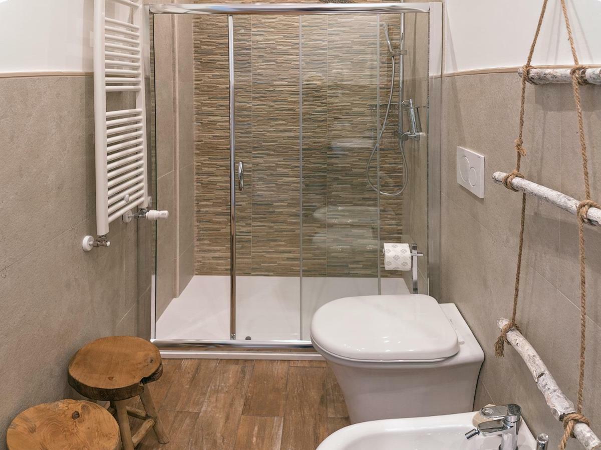 Le Caruse Hotel Lecce Bagian luar foto