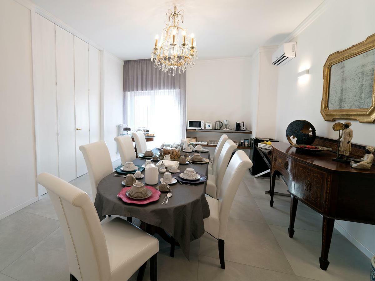Le Caruse Hotel Lecce Bagian luar foto