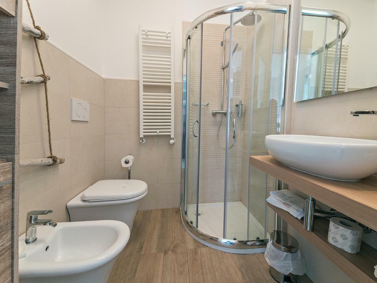 Le Caruse Hotel Lecce Bagian luar foto